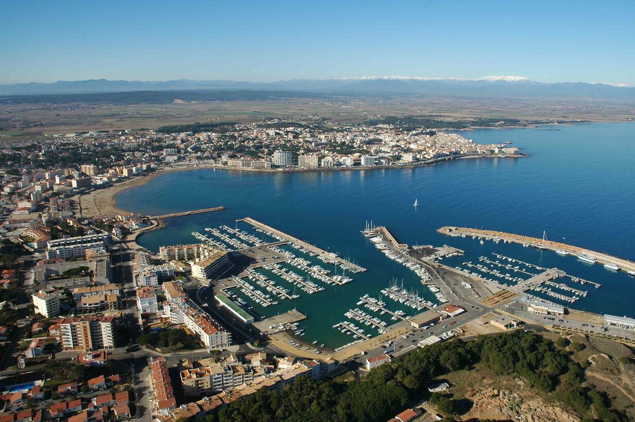 Apartamentos Els Pescadors L'Escala Exterior foto